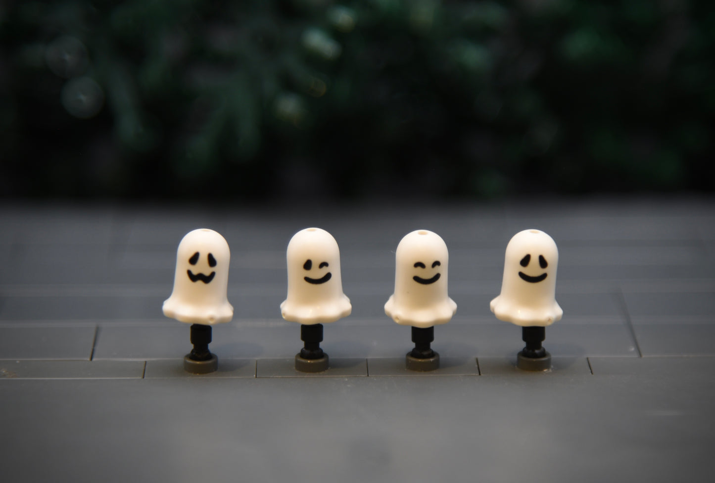 Happy Ghosts