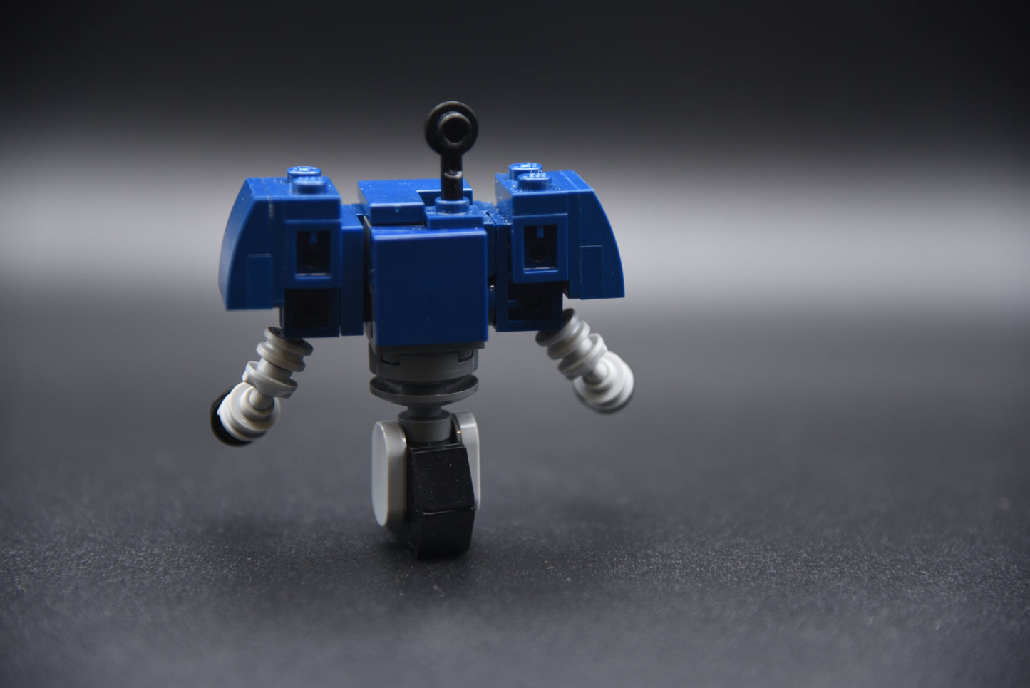 Securitron Robot